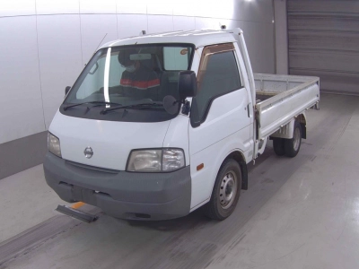 NISSAN VANETTE TRUCK