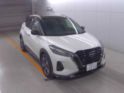 NISSAN KICKS
