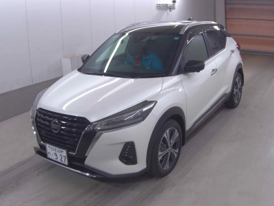 NISSAN KICKS