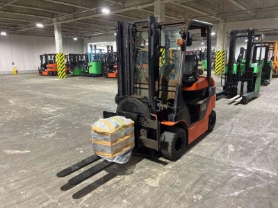 TOYOTA  FORKLIFT 