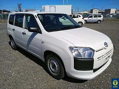 TOYOTA SUCCEED VAN