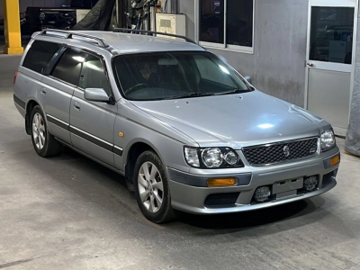 NISSAN STAGEA
