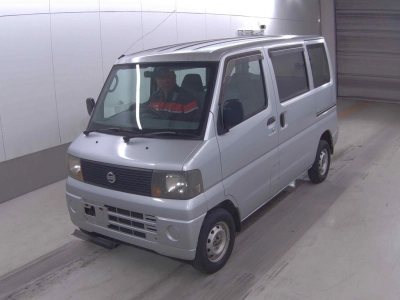 NISSAN CLIPPER