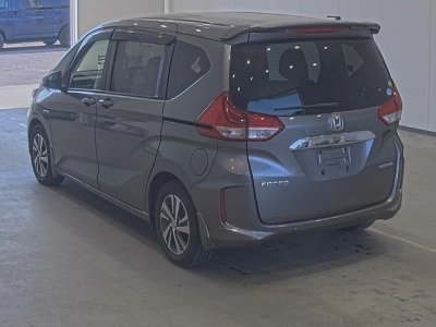 HONDA FREED HYBRID