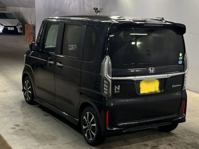 HONDA N BOX CUSTOM