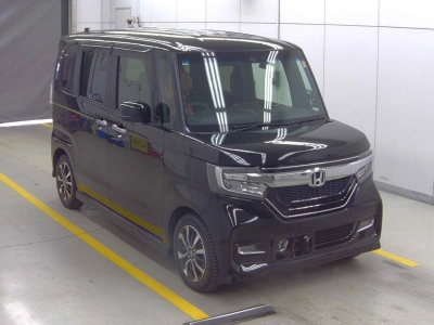 HONDA N BOX CUSTOM