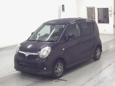 SUZUKI MRWAGON