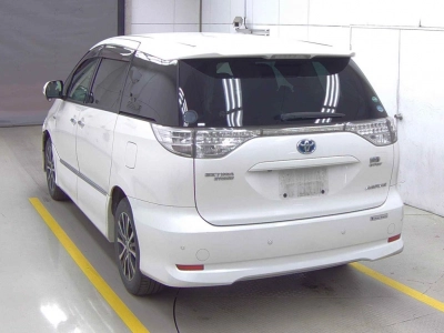 TOYOTA ESTIMA HYBRID