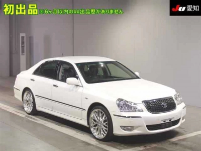 TOYOTA CROWN MAJESTA