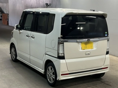 HONDA N BOX CUSTOM