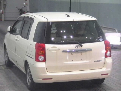 TOYOTA RAUM