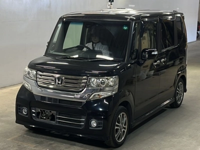 HONDA N BOX CUSTOM