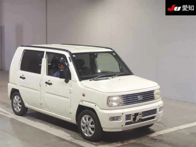 DAIHATSU NAKED