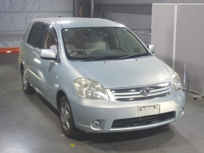 TOYOTA RAUM