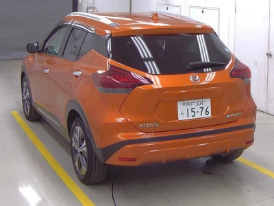 NISSAN KICKS