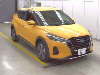 NISSAN KICKS