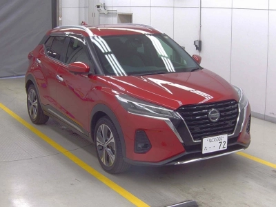 NISSAN KICKS