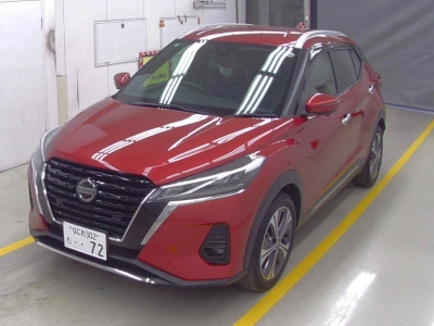 NISSAN KICKS