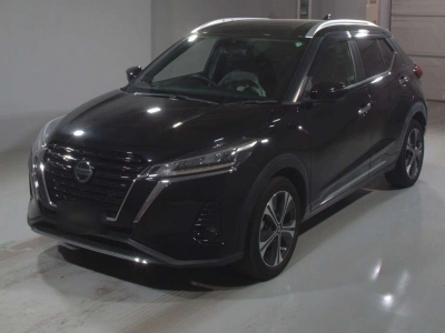 NISSAN KICKS