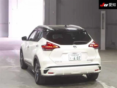 NISSAN KICKS