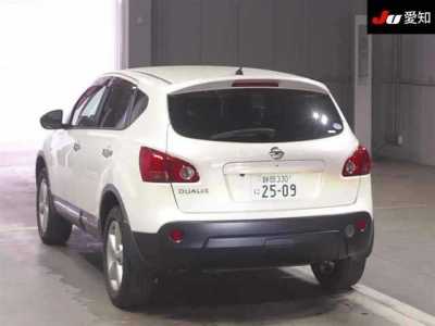 NISSAN DUALIS