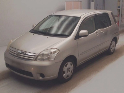 TOYOTA RAUM