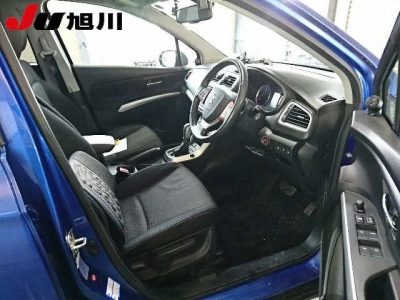 SUZUKI SX4