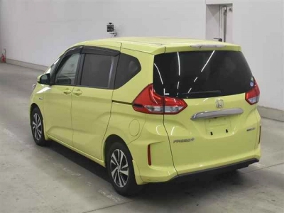 HONDA FREED+