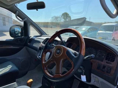 MITSUBISHI DELICA SPACE GEAR