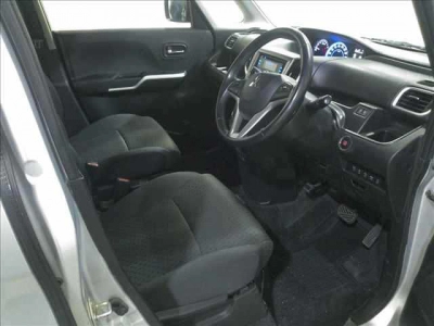 MITSUBISHI DELICA D:2