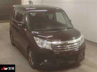 MITSUBISHI DELICA D:2