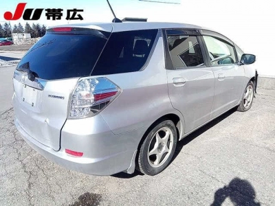 HONDA FIT SHUTTLE