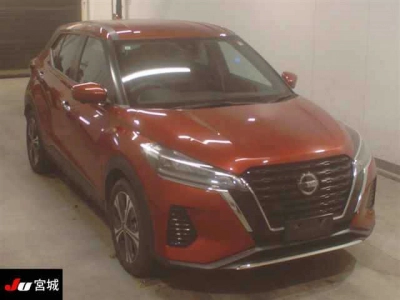 NISSAN KICKS