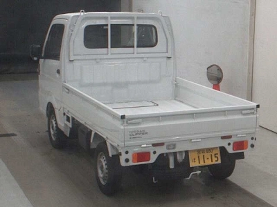 NISSAN CLIPPER