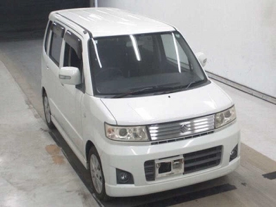 SUZUKI WAGON R STINGRAY