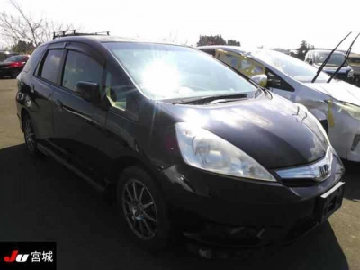 HONDA FIT SHUTTLE