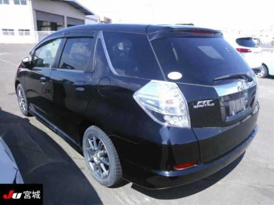 HONDA FIT SHUTTLE