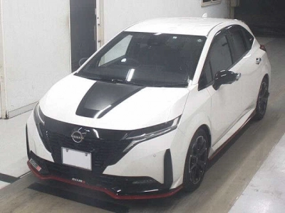 NISSAN AURA