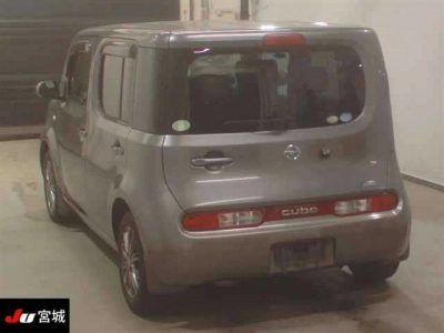 NISSAN CUBE