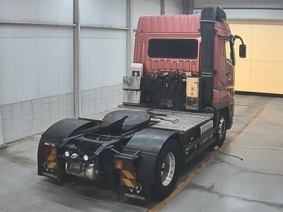 MITSUBISHI FUSO