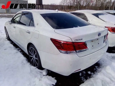 TOYOTA CROWN MAJESTA