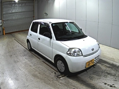 DAIHATSU ESSE