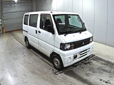 MITSUBISHI MINICAB
