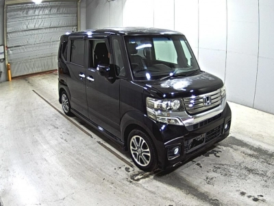 HONDA N BOX CUSTOM
