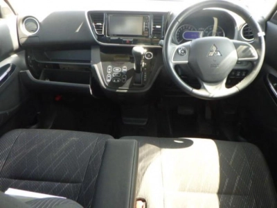 MITSUBISHI EK SPACE CUSTOM