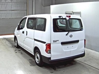NISSAN NV200 VANETTE VAN
