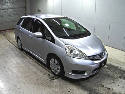HONDA FIT SHUTTLE