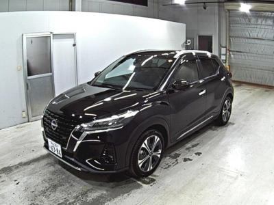 NISSAN KICKS