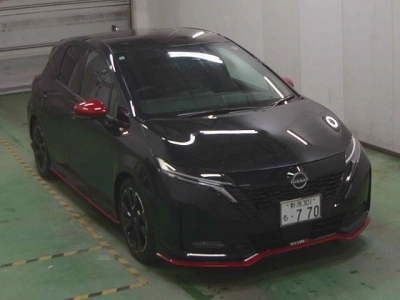 NISSAN AURA