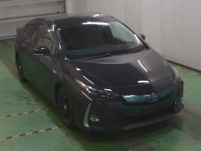 TOYOTA PRIUS PHV